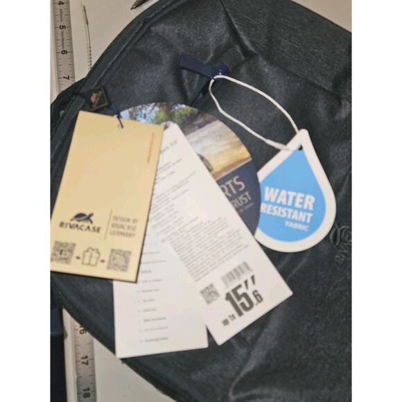 NWT! RIVACASE Suzuka 7760 Backpack With 15.6" Laptop Sleeve Blue - Picture 5 of 9
